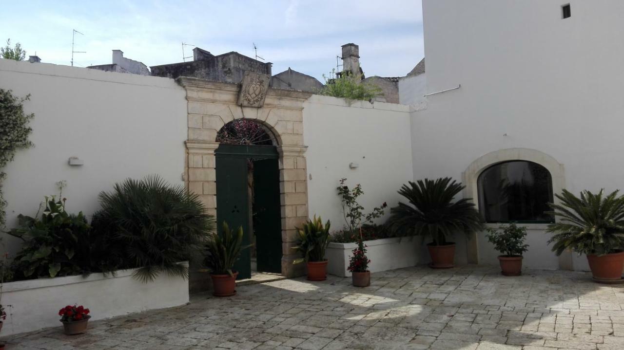 Casa Adele - Dimora Del 1700 Nel Centro Storico Bed & Breakfast Martina Franca Exterior photo